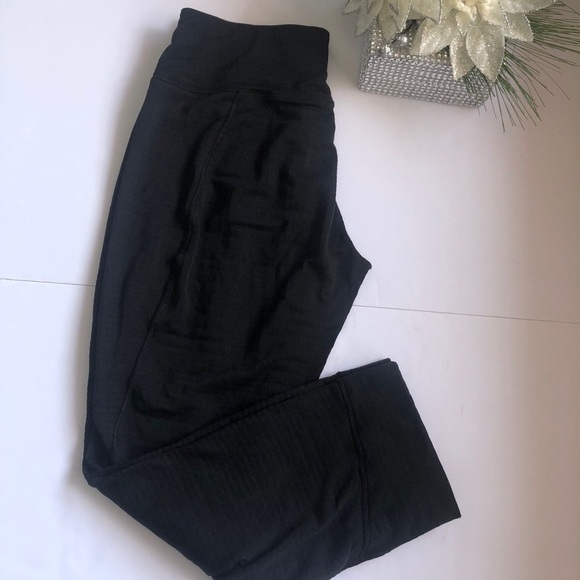 Patagonia Pants - Patagonia Cropped Leggings